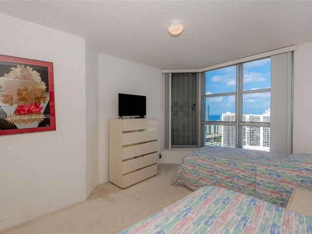 Apartment for sale  Unit #LPH14 - photo 5906069