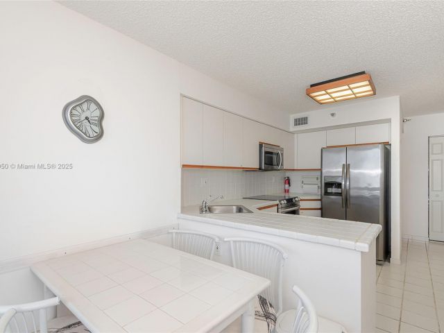 Apartment for sale  Unit #LPH14 - photo 5906074