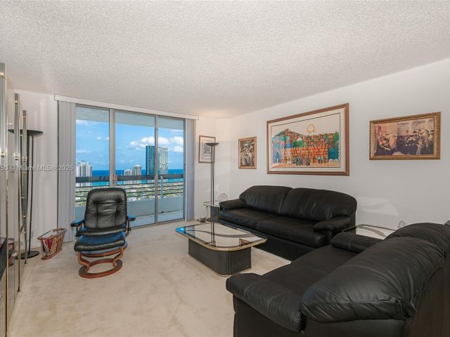 Apartment for sale  Unit #LPH14 - photo 5906082