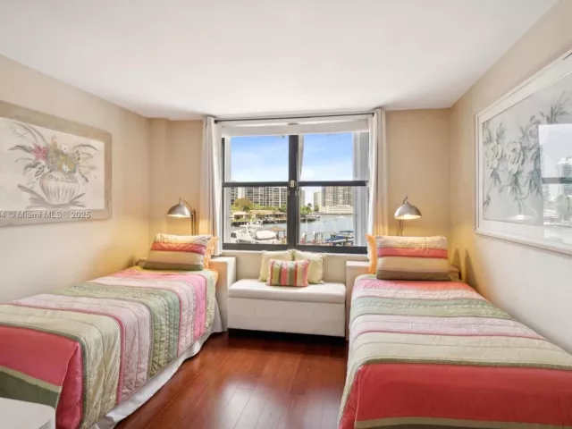 2-bedroom condo for sale in Hallandale Beach - 300 Three Islands Blvd 601 - MondialRealty