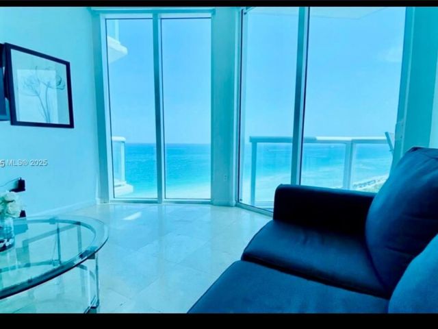 Apartment for rent  Unit #1604 - photo 6003227