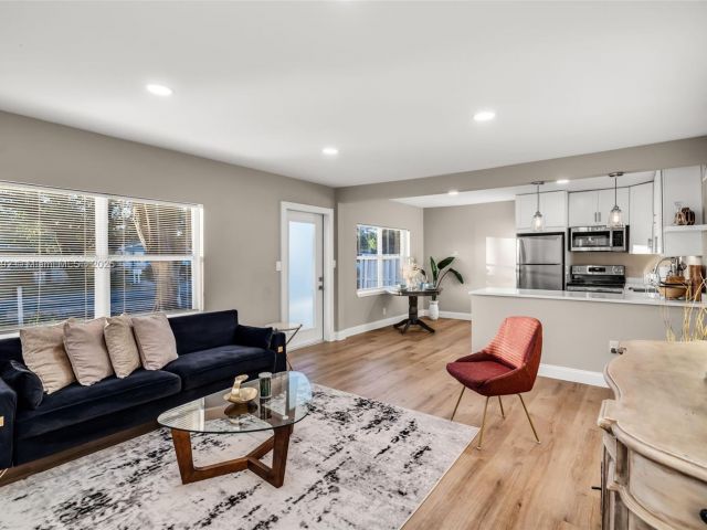 Home for sale at 1100 NW 7th Ave - photo 5892464