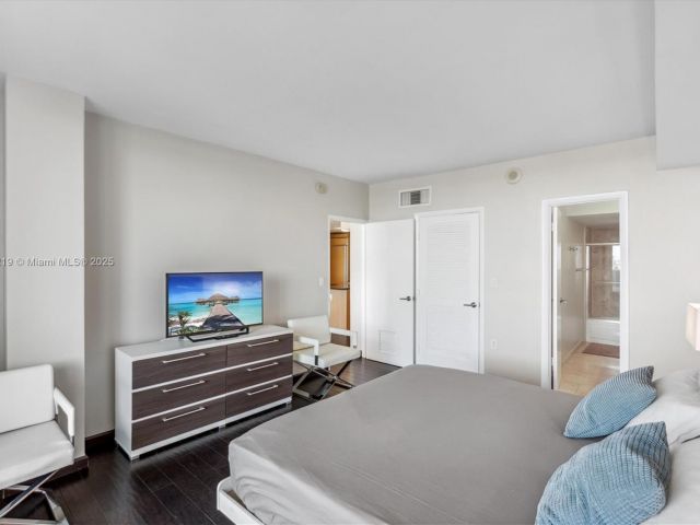 Apartment for sale  Unit #529 - photo 5934262