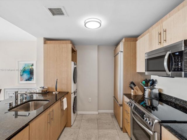 Apartment for sale  Unit #529 - photo 5934267