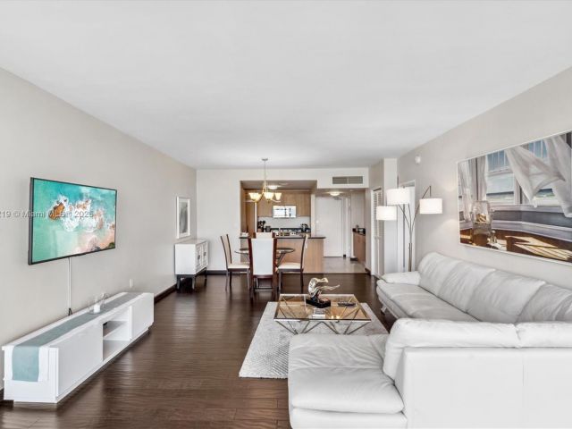 Apartment for sale  Unit #529 - photo 5934270