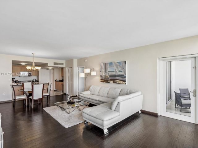 Apartment for sale  Unit #529 - photo 5934272