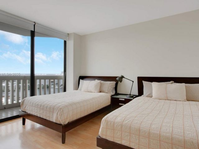 Apartment for rent  Unit #2409 - photo 5923010