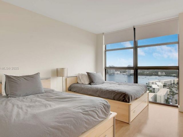 Apartment for rent  Unit #2409 - photo 5923011