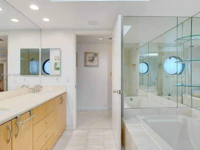 Apartment for rent  Unit #2409 - photo 5923013