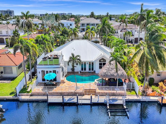 Home for rent at 785 NE 71st Street - photo 5977760