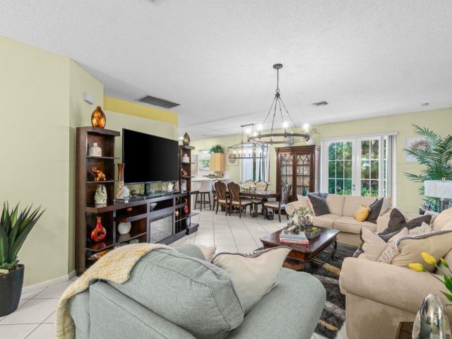 Home for sale at 1405 Fairway Circle - photo 6230990