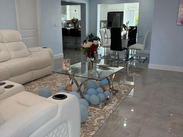 Home for sale at 1210 NE 42nd Ct - photo 6000426