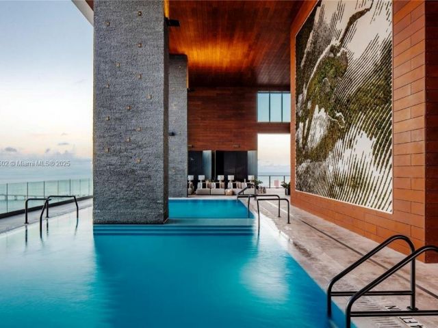 Apartment for sale  Unit #1803 - photo 5914277