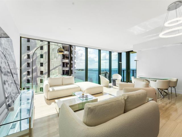 Apartment for sale  Unit #1803 - photo 5914289