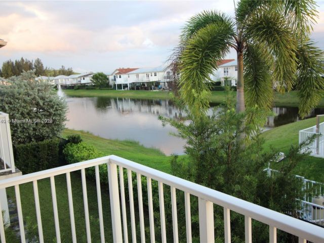 Home for sale at 10564 NW 70th Ln - photo 5859777