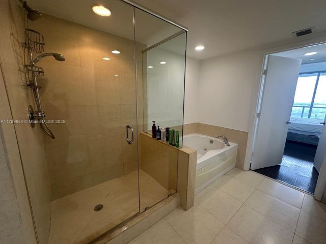 Apartment for sale  Unit #3308 - photo 5967310