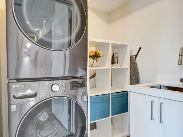 Home for sale at 1238 NE 17th Ave 2 - photo 6024855