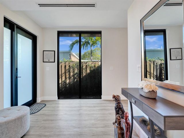 Home for sale at 1238 NE 17th Ave 2 - photo 6024860