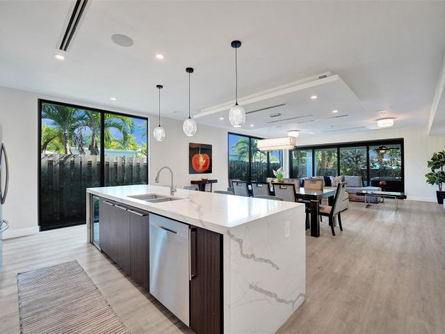 Home for sale at 1238 NE 17th Ave 2 - photo 6024865