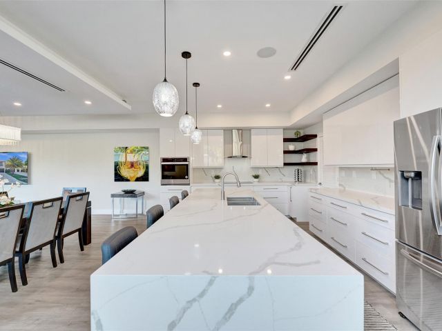 Home for sale at 1238 NE 17th Ave 2 - photo 6024869