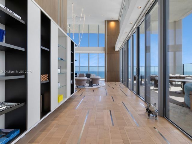 Apartment for sale  Unit #3704 - photo 5975624