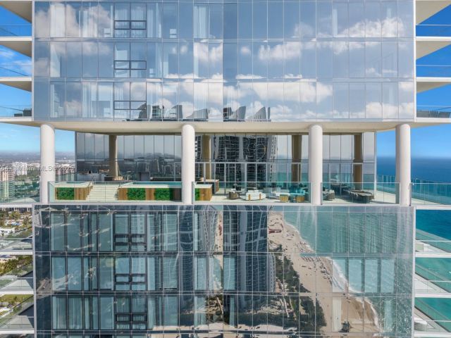 Apartment for sale  Unit #3704 - photo 5975625