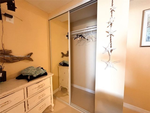 Apartment for sale  Unit #2219 - photo 5896284