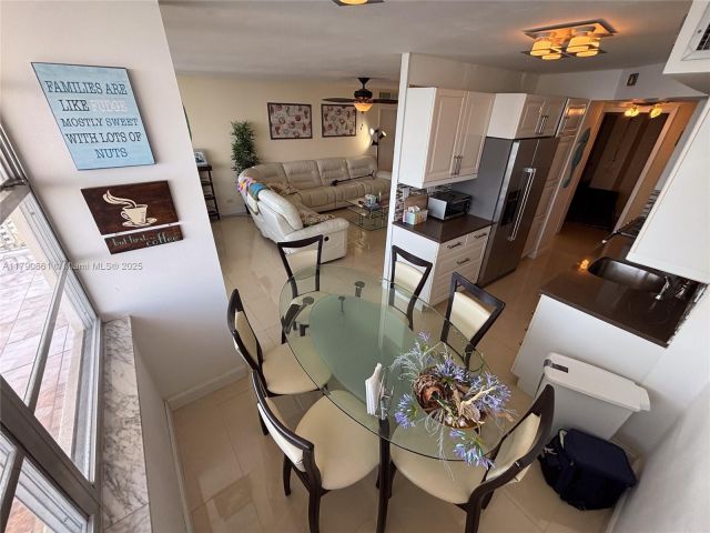 Apartment for sale  Unit #2219 - photo 5896286