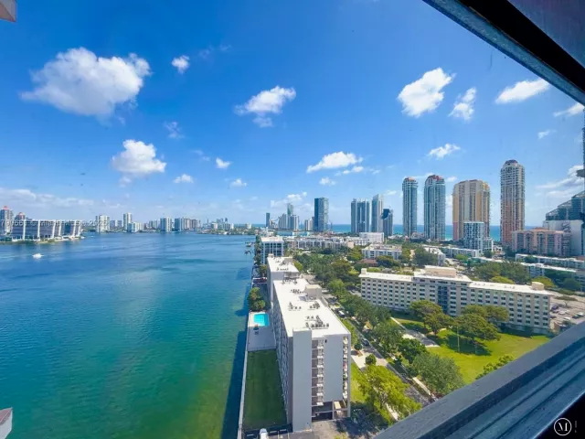 Apartment for sale  Unit #2219 - photo 5896289