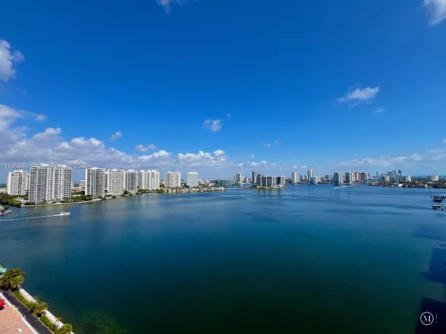 Apartment for sale  Unit #2219 - photo 5896293