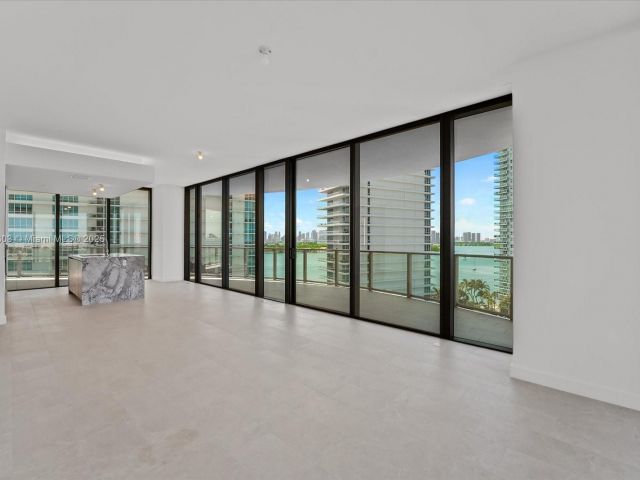 Apartment for sale  Unit #1105 - photo 5907066