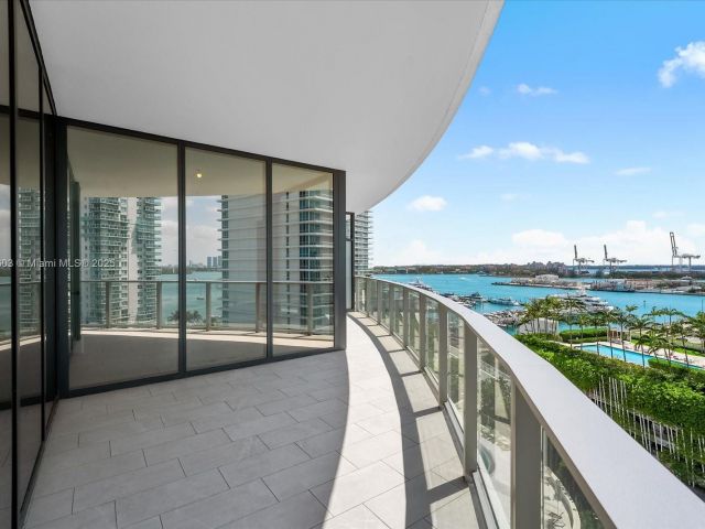 Apartment for sale  Unit #1105 - photo 5907069