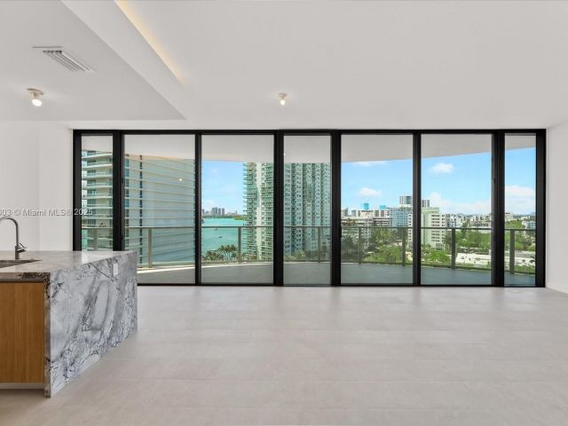 Apartment for sale  Unit #1105 - photo 5907075