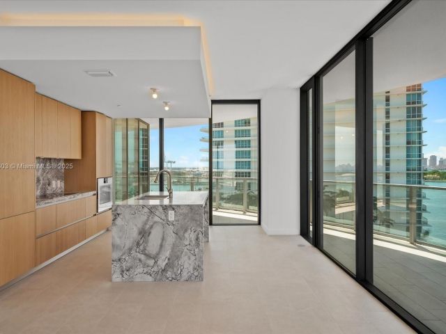 Apartment for sale  Unit #1105 - photo 5907078