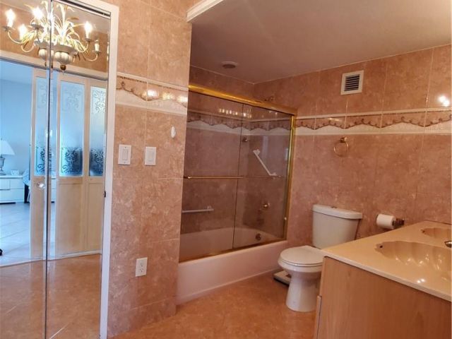 Apartment for rent  Unit #727 - photo 5920440