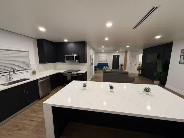 Home for rent at 2918 SW 2nd St 2918 - photo 5974763