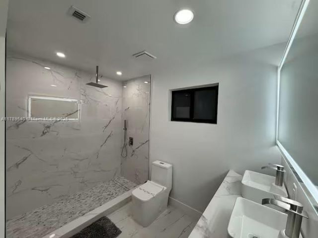 Home for rent at 2918 SW 2nd St 2918 - photo 5974772