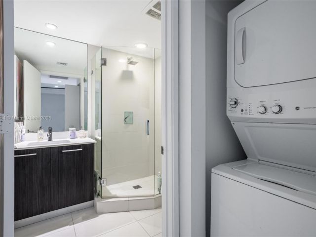 Apartment for sale  Unit #1205 - photo 5930053