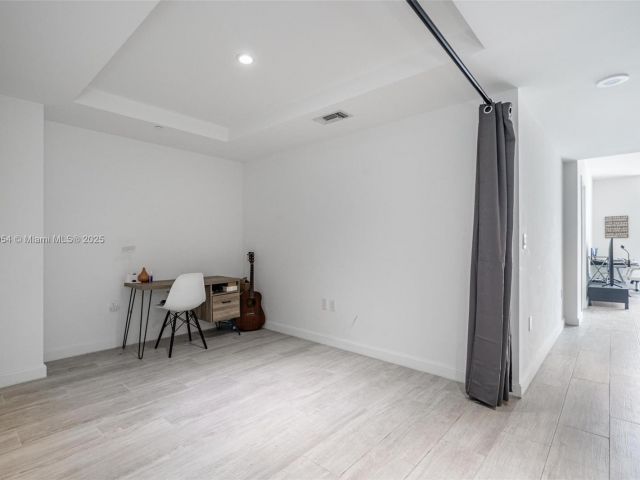 Apartment for sale  Unit #1205 - photo 5930055