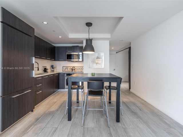 Apartment for sale  Unit #1205 - photo 5930063