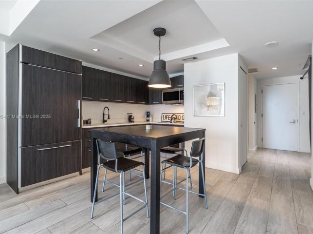 Apartment for sale  Unit #1205 - photo 5930064