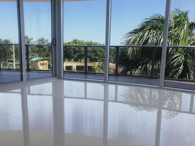 Apartment for sale  Unit #215 - photo 5899942