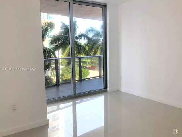 Apartment for sale  Unit #215 - photo 5899933