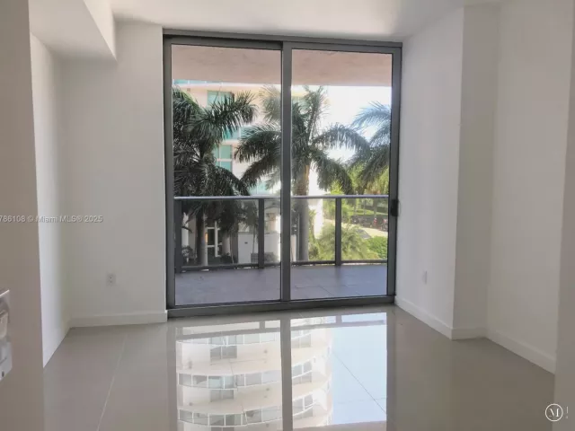 Apartment for sale  Unit #215 - photo 5899934