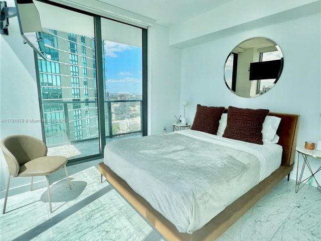 Apartment for rent  Unit #3601 - photo 5927677