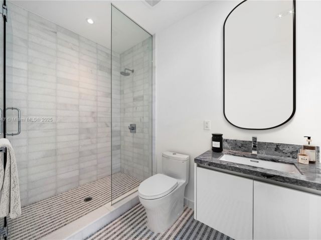 Apartment for sale  Unit #TH-403 - photo 6198833