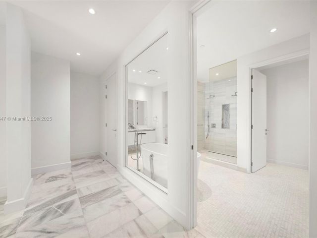 Apartment for sale  Unit #TH-403 - photo 6198835