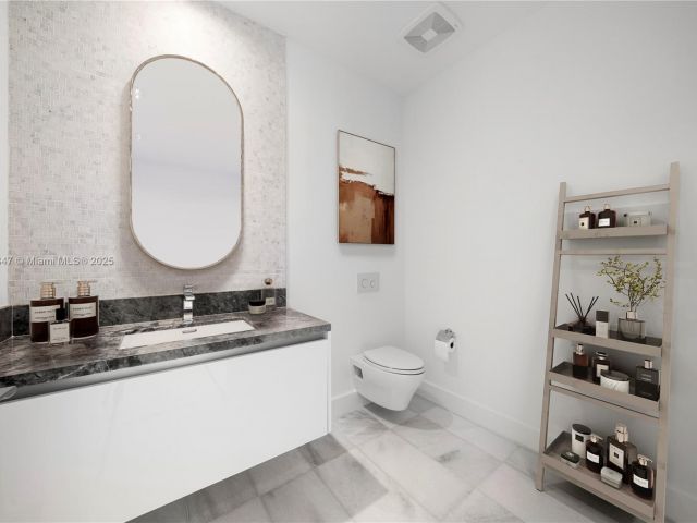 Apartment for sale  Unit #TH-403 - photo 6198840