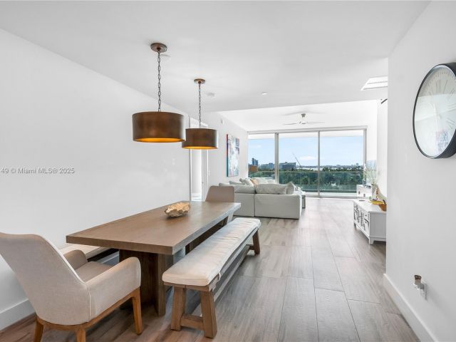 Apartment for sale  Unit #605 - photo 5902652