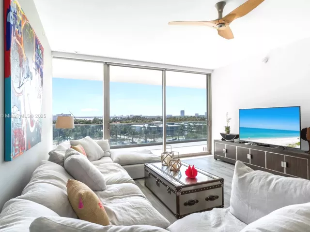 Apartment for sale  Unit #605 - photo 5902657